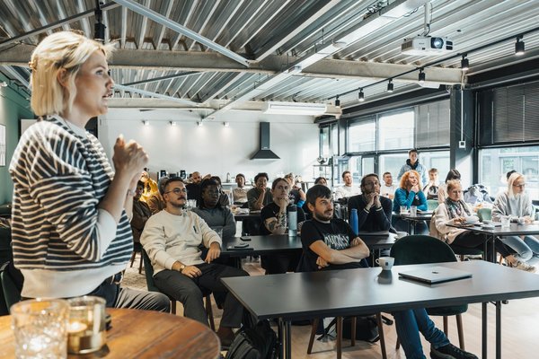 Organiser un séminaire d'entreprise efficace dans le var : stratégies, lieux et opportunités